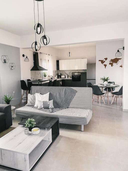 Md Residence Near The Beach W Bbq And Private Parking Hersonissos  Exterior foto
